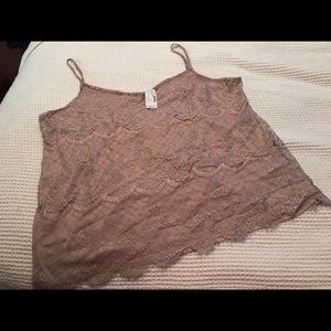 Maurice’s lacy tank top